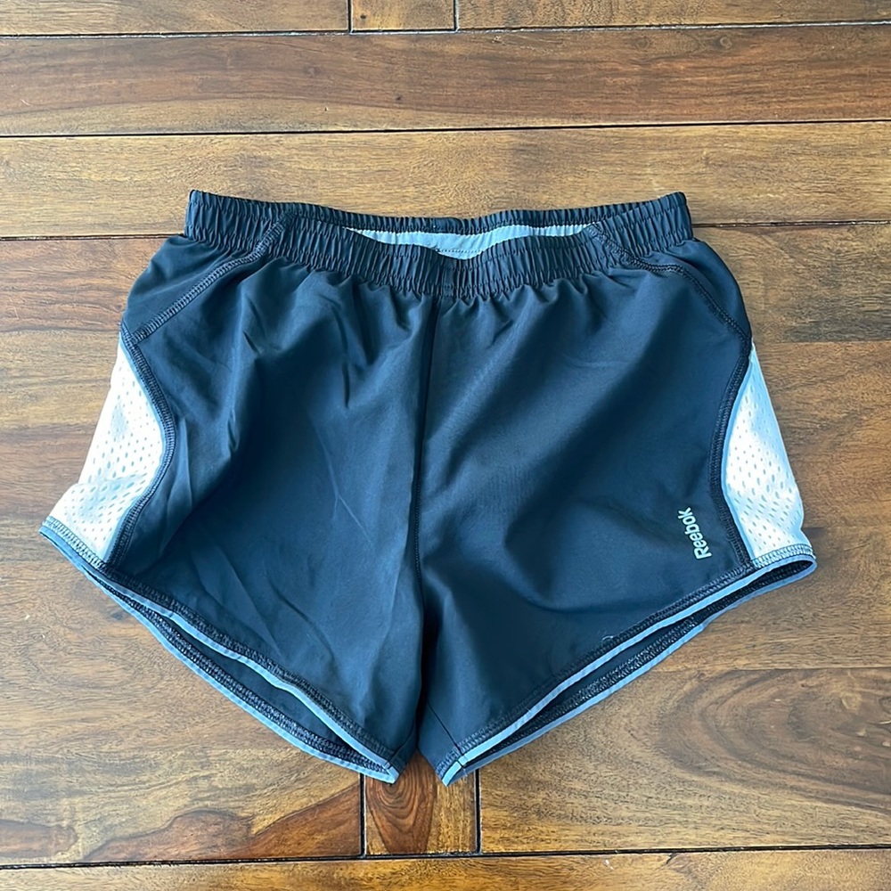 Girls shorts - size small ( 8-10 )